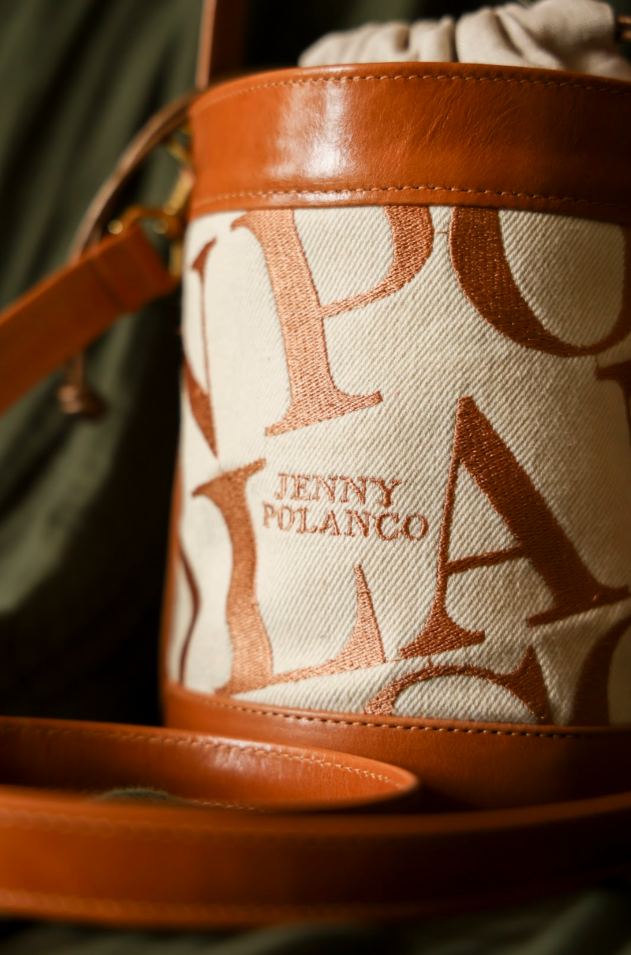 Jenny Bucket Mini