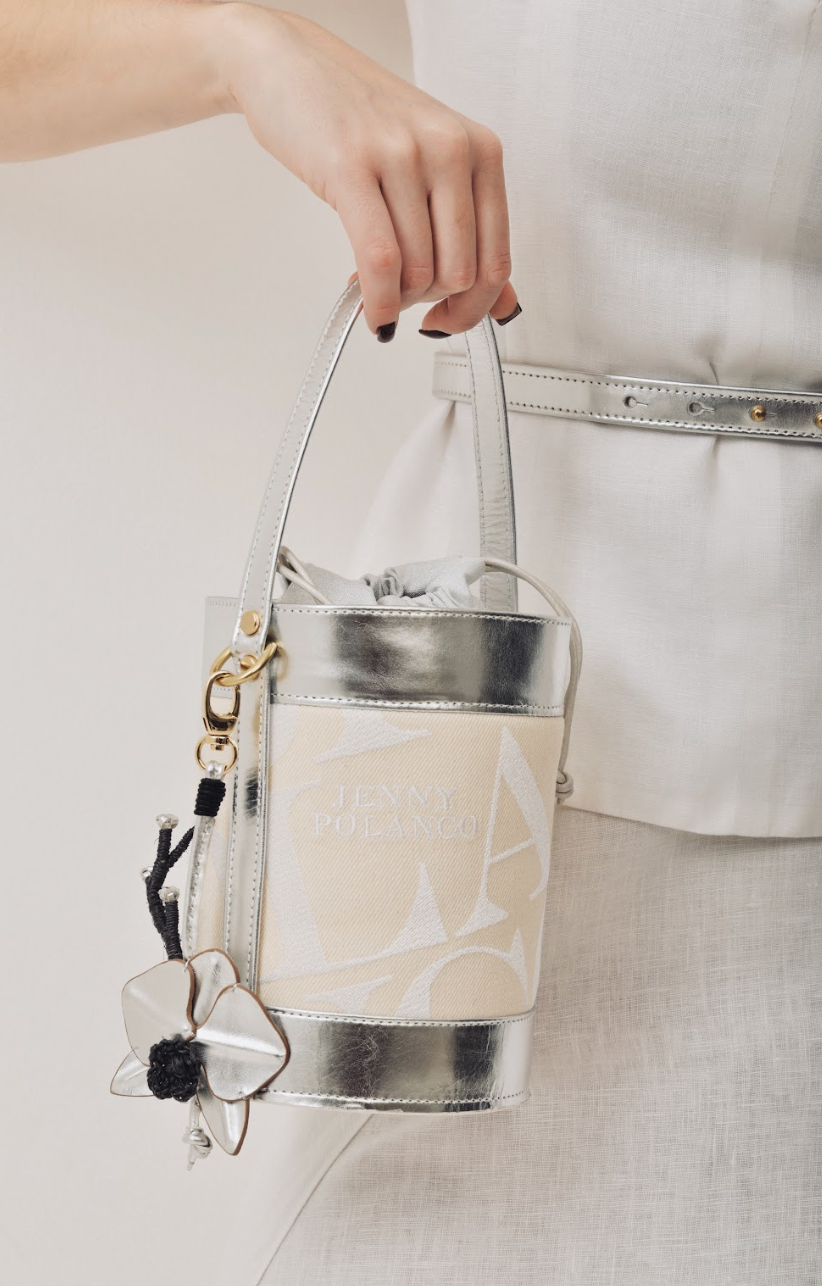 Jenny Bucket Metálico