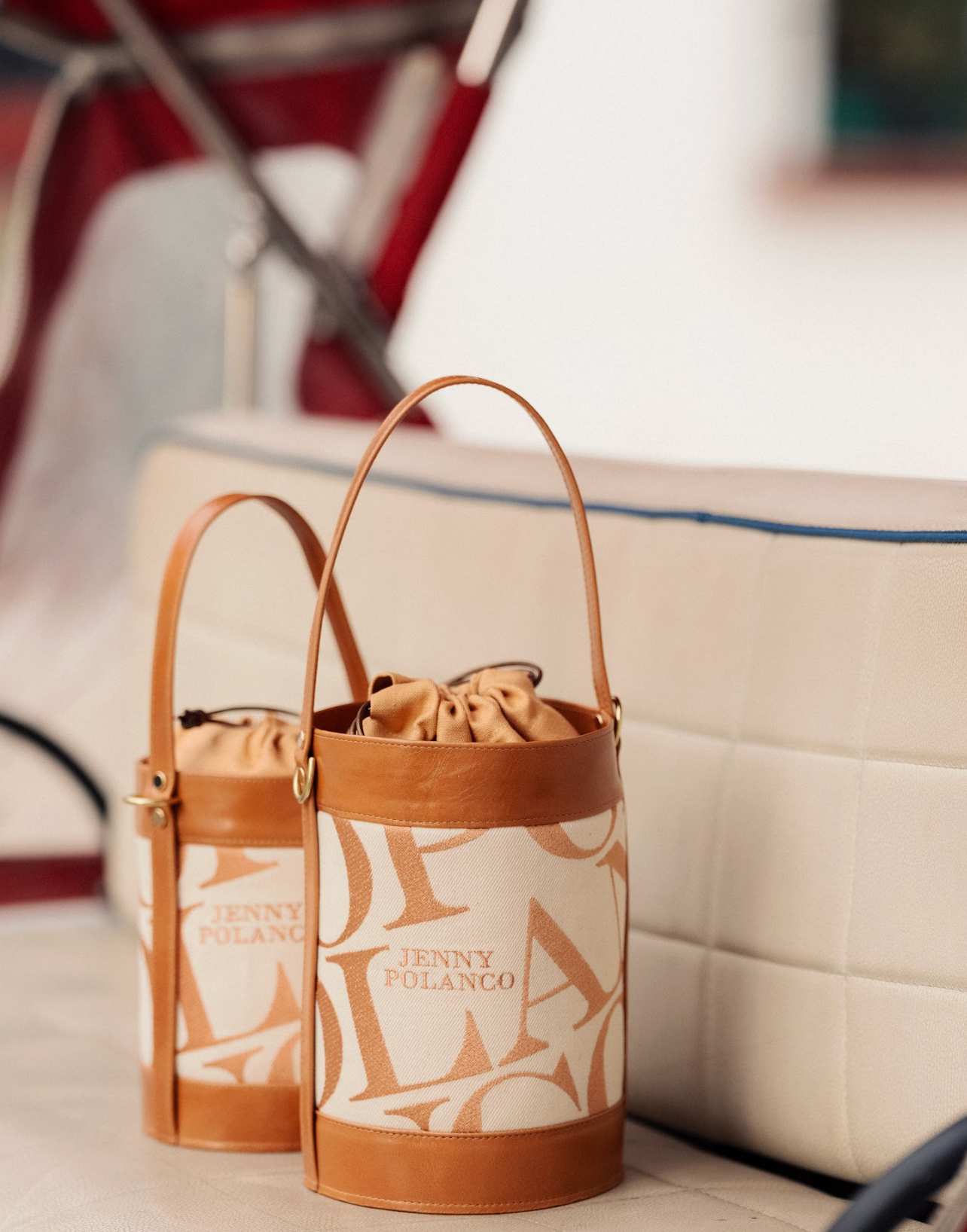 Jenny Bucket Champagne